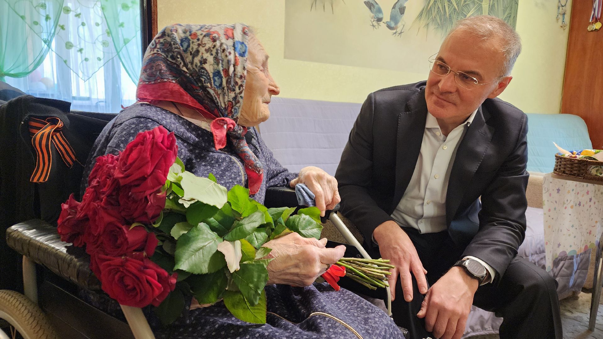 поздравление ветерана труда, 8 марта, протвино,