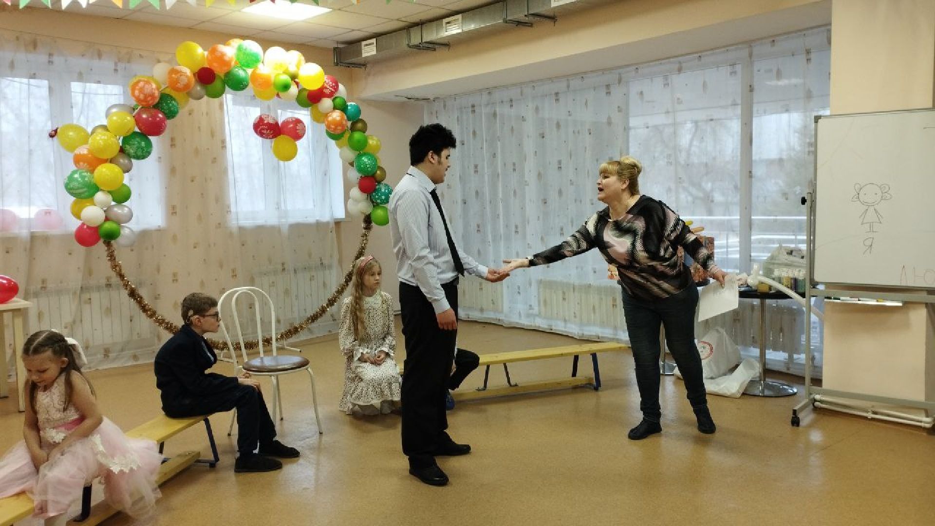 ивантеевка, 8 марта, международный женский день, дети с овз, концерт, мама, поздравления, центр социального обслуживания,