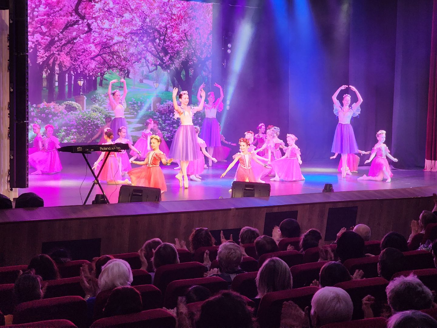 раменское, культура, концерт в дк воровского к международному женскому дню,