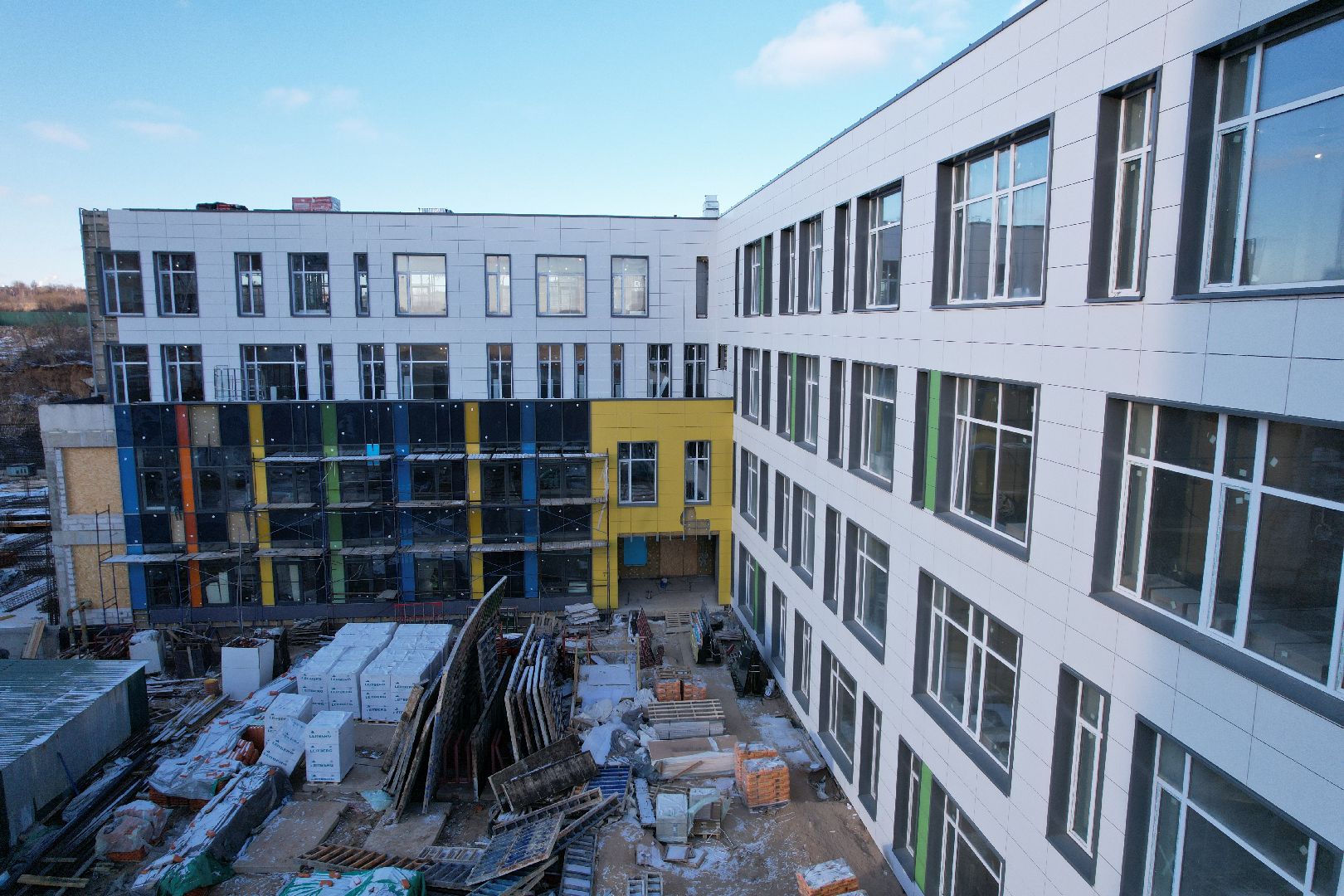 видео с коптера, микрорайон восточный, одинцовский городской округ, строительство школы,