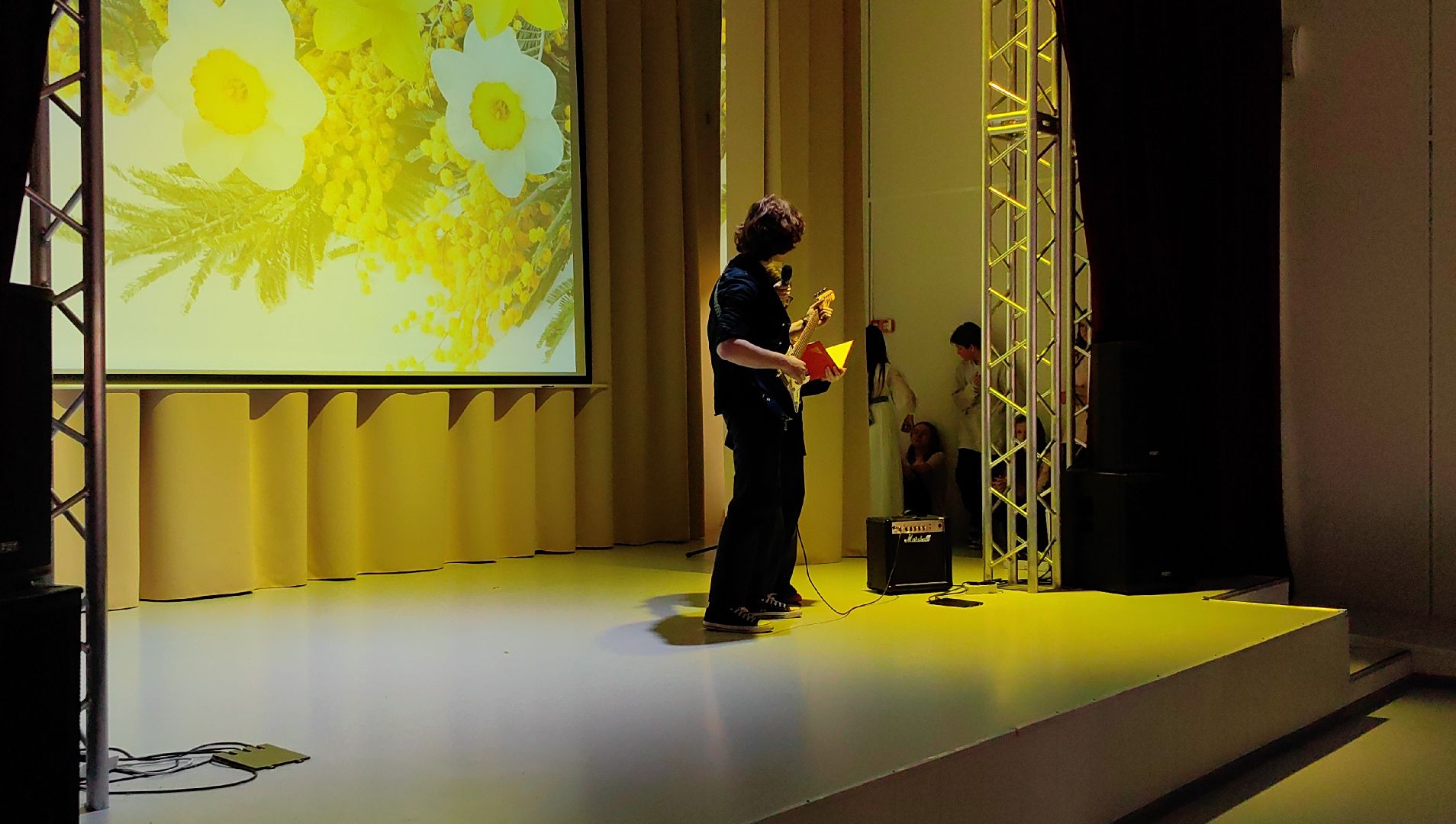 8 марта, концерт, учащиеся, лицей,