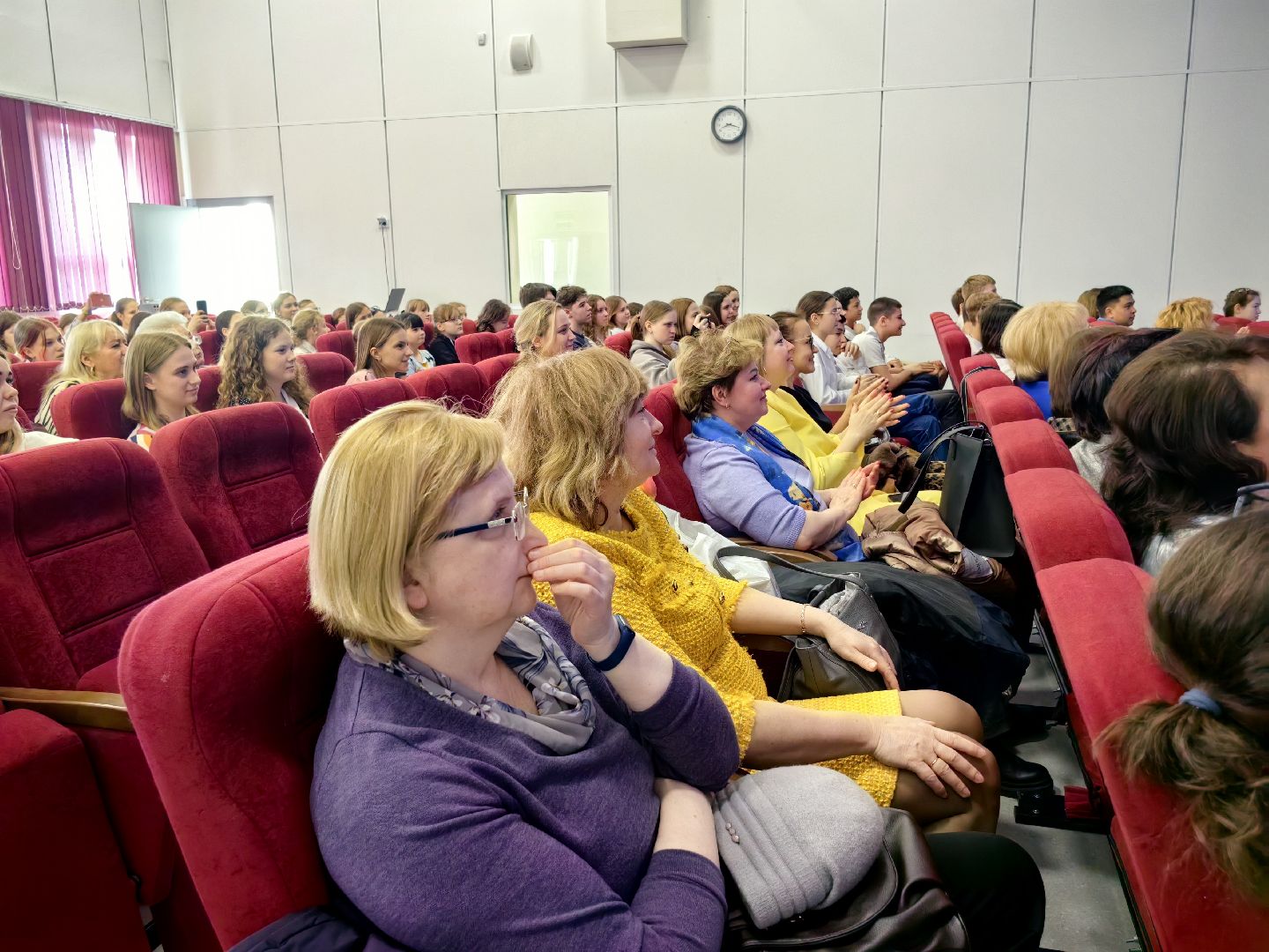 8 марта, концерт, учащиеся, лицей,