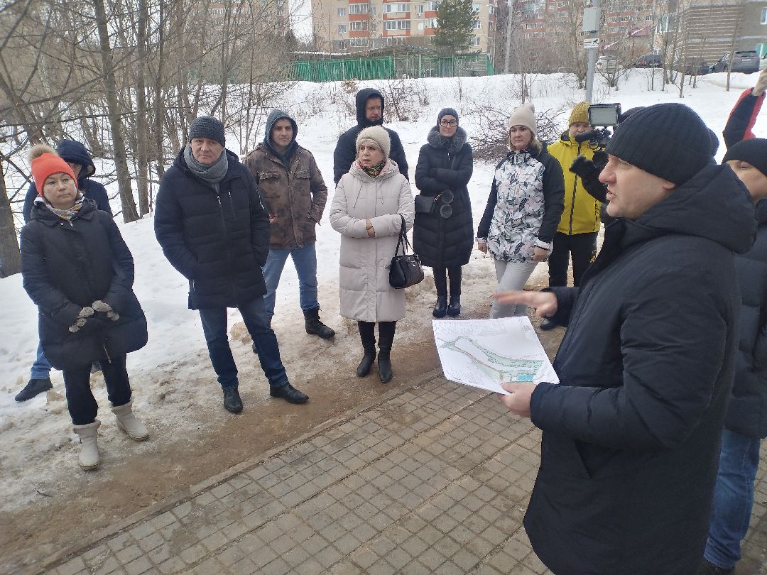 Лосино-Петровский, общество