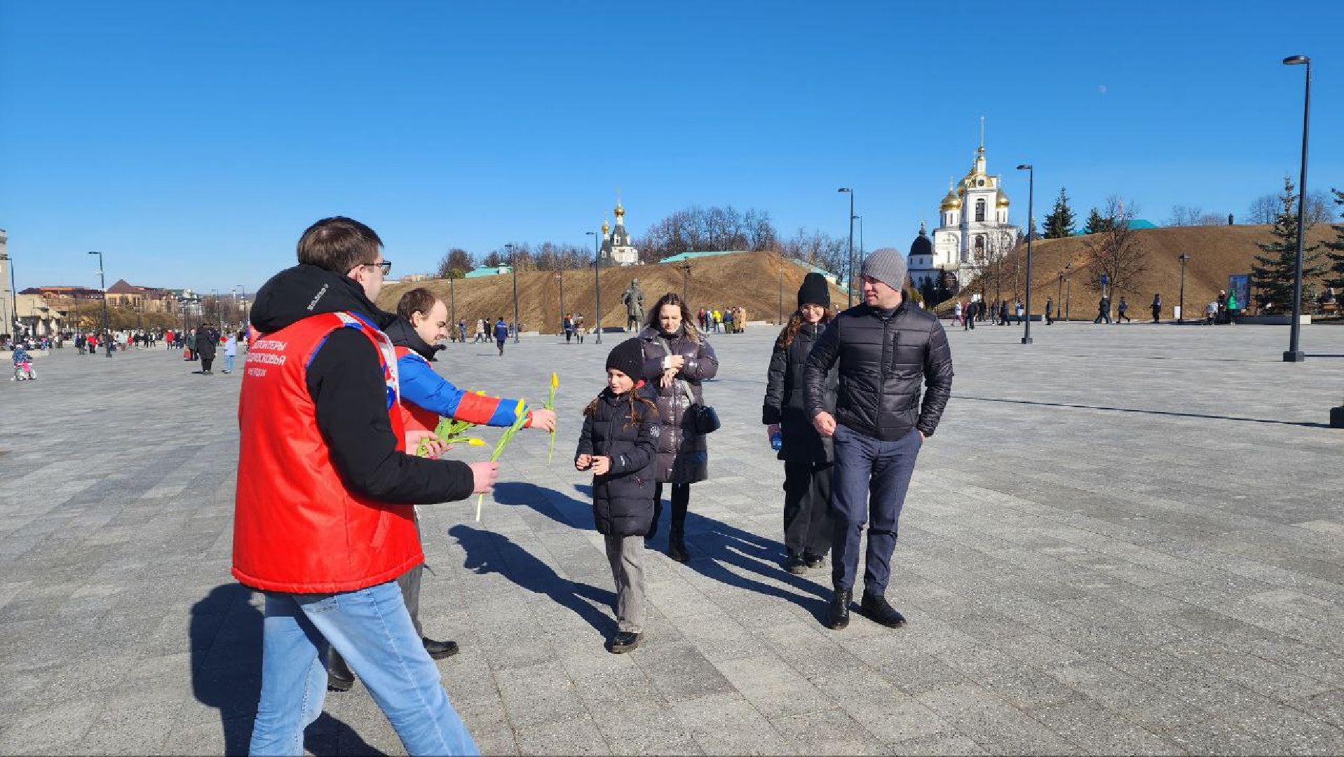 Дмитров, 8 марта, Волонтеры Подмосковья, Молодая гвардия,
