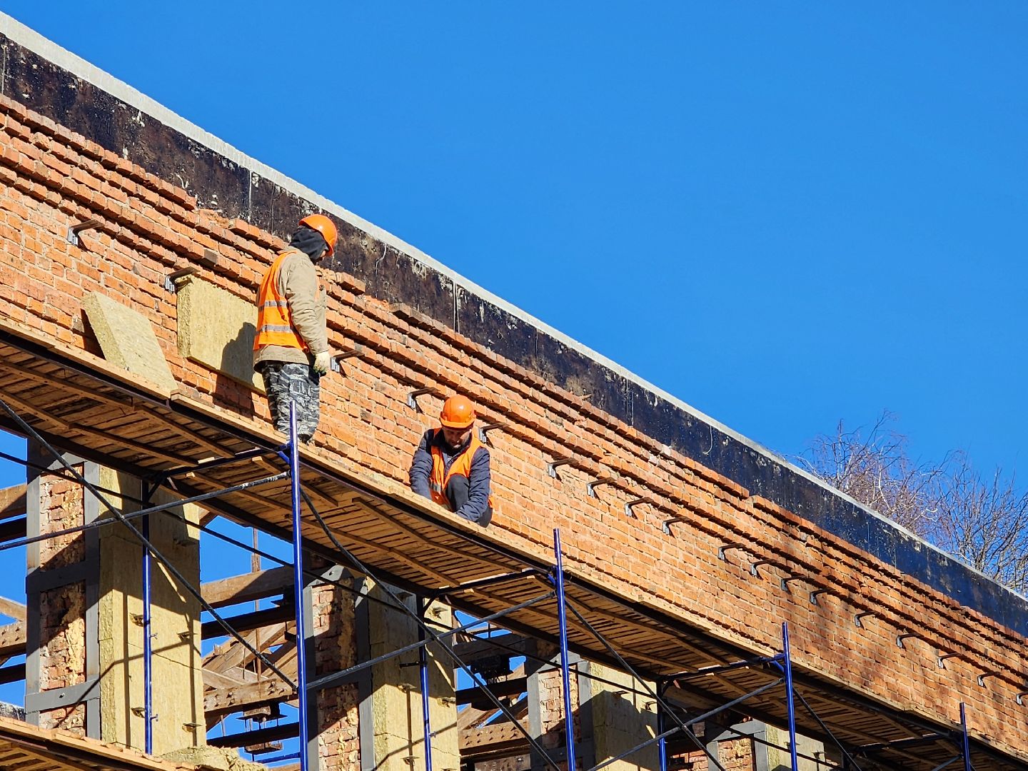 серпухов, капитальный ремонт школ, школа 6, утепление фасада школы,