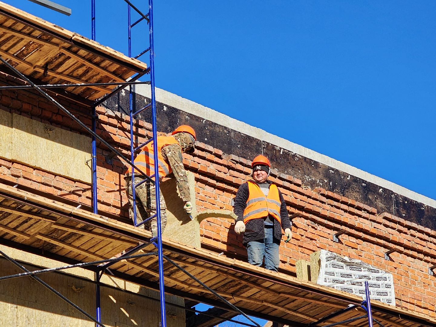 серпухов, капитальный ремонт школ, школа 6, утепление фасада школы,