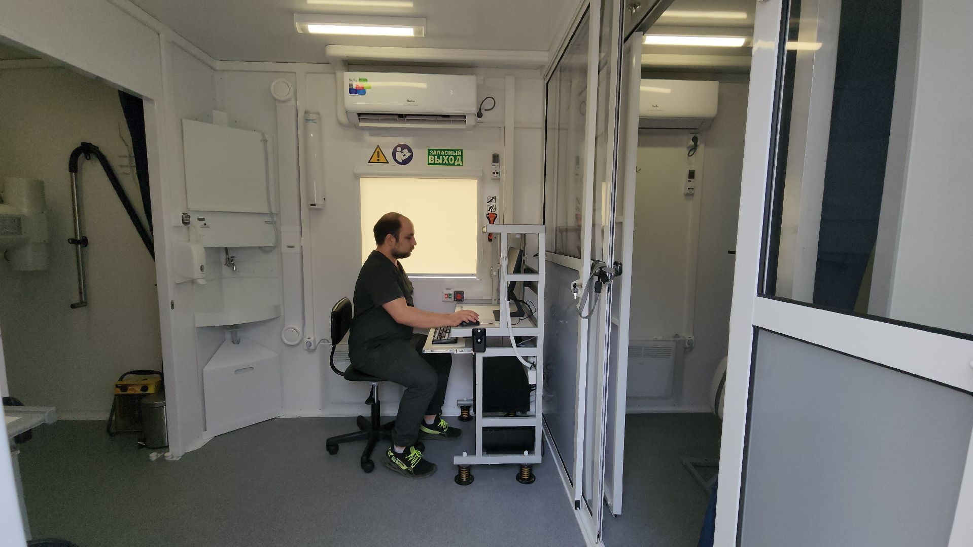 Лобня, Поликлиника,мобильный медицинский пункт,