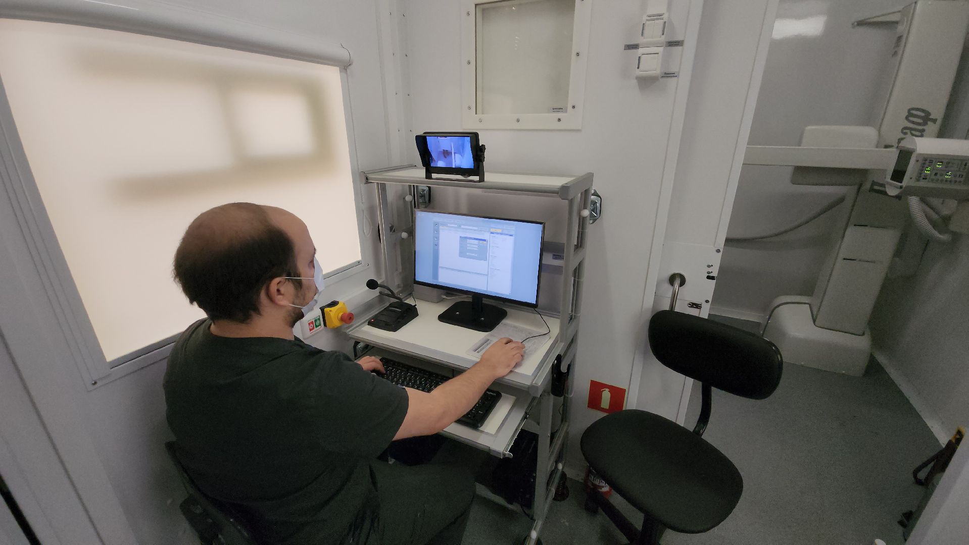 Лобня, Поликлиника,мобильный медицинский пункт,