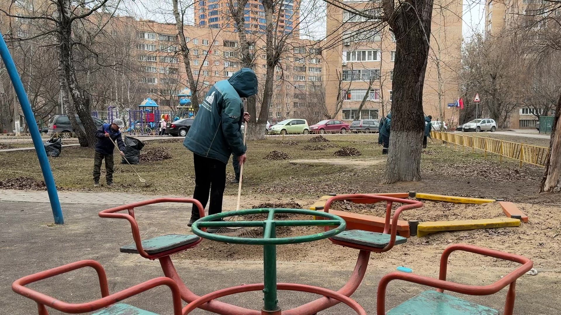 реутов, благоустройство, уборка города, остановка,дороги,