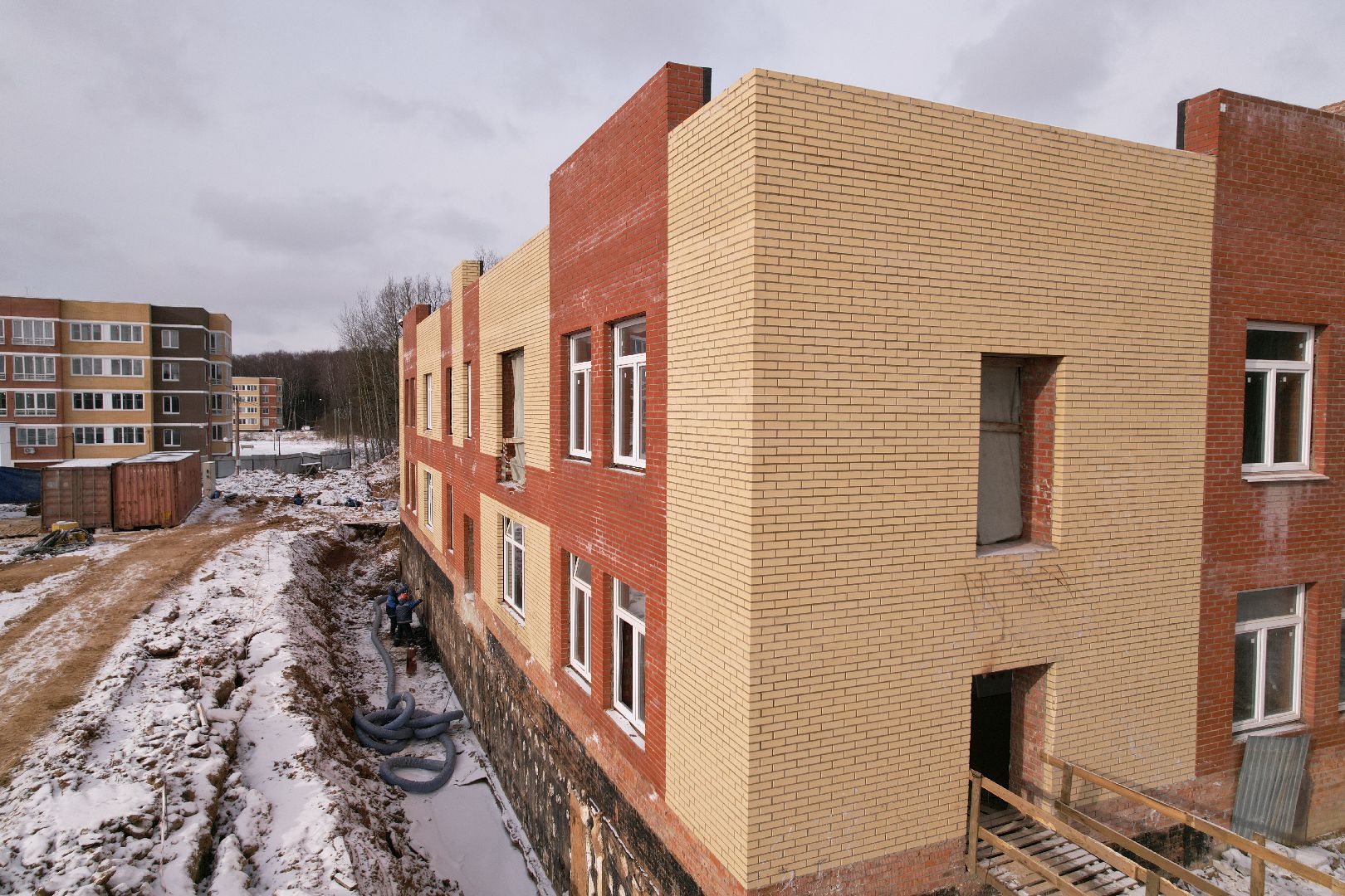 видео с коптера, жк малая истра, строительство детского сада,