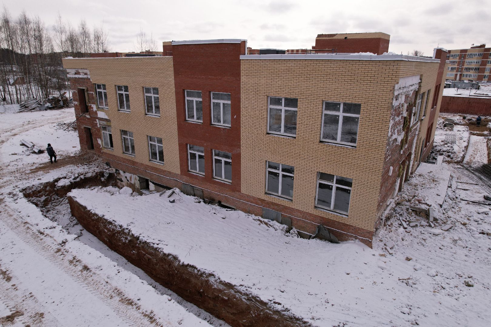 видео с коптера, жк малая истра, строительство детского сада,