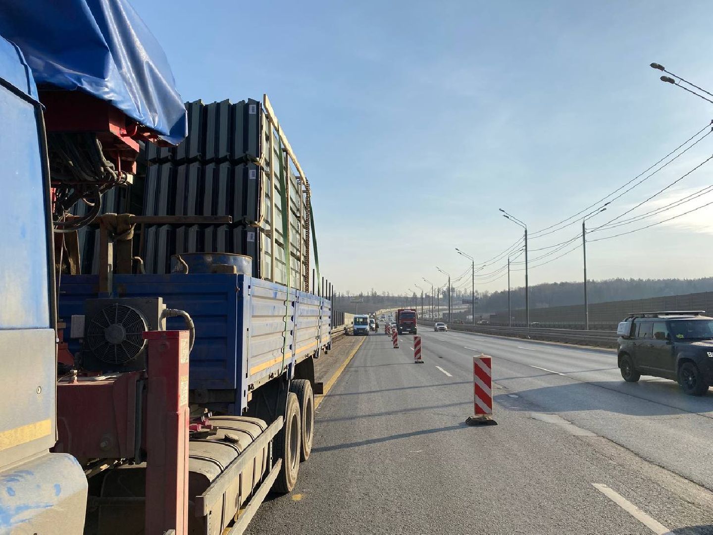 шумозащитный экран, замена шумозащитных экранов, замена шумозащитных экранов на новорижском шоссе, новорижское шоссе, павловская слобода,