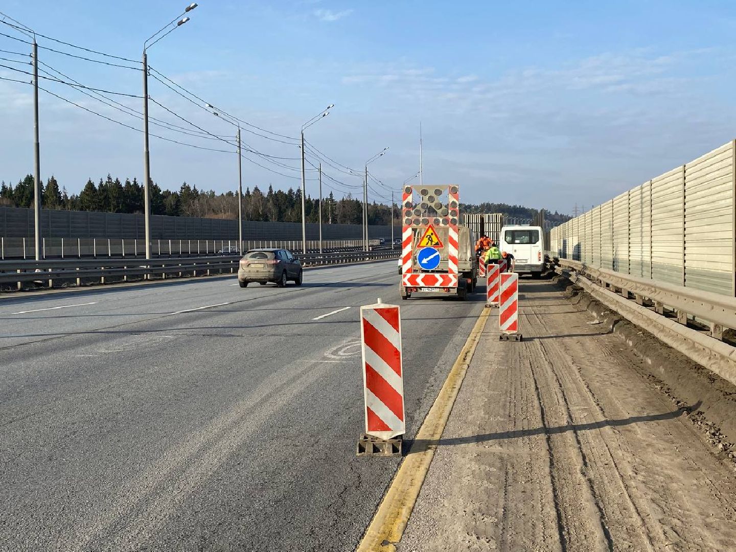 шумозащитный экран, замена шумозащитных экранов, замена шумозащитных экранов на новорижском шоссе, новорижское шоссе, павловская слобода,