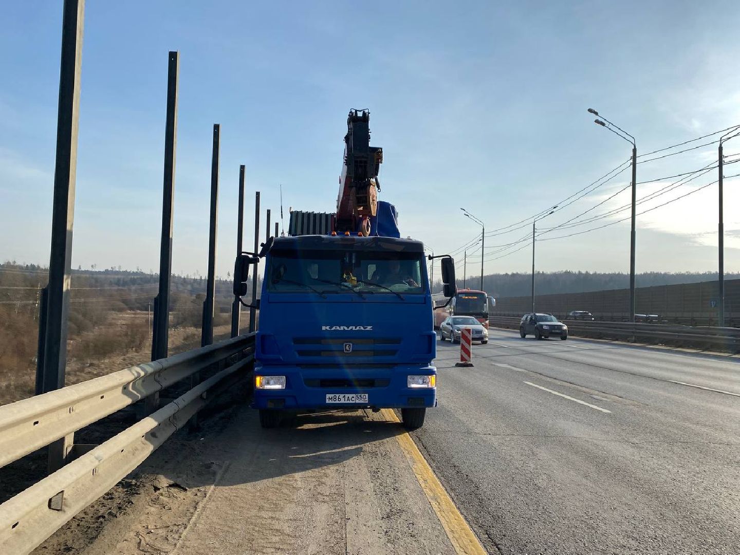 шумозащитный экран, замена шумозащитных экранов, замена шумозащитных экранов на новорижском шоссе, новорижское шоссе, павловская слобода,