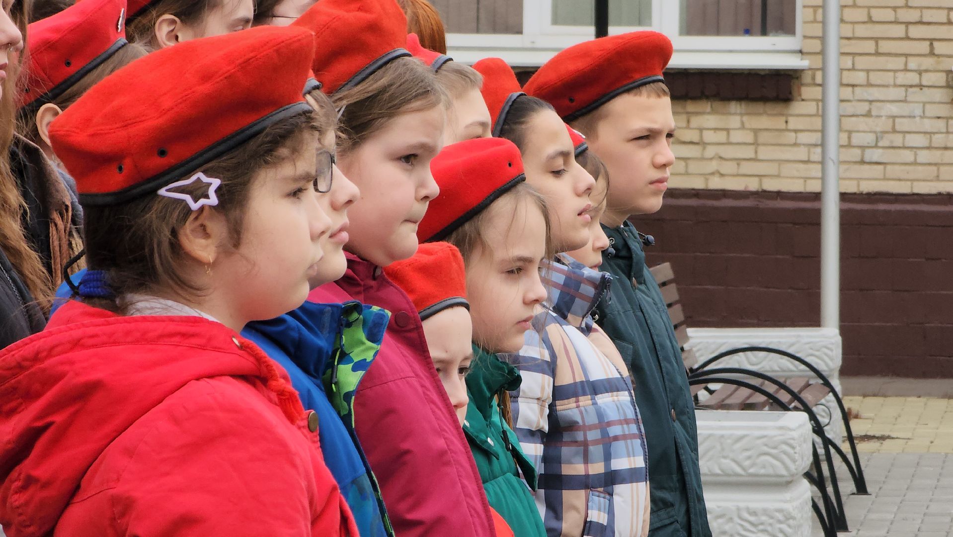 мемориальная доска, Лобня, Школа,