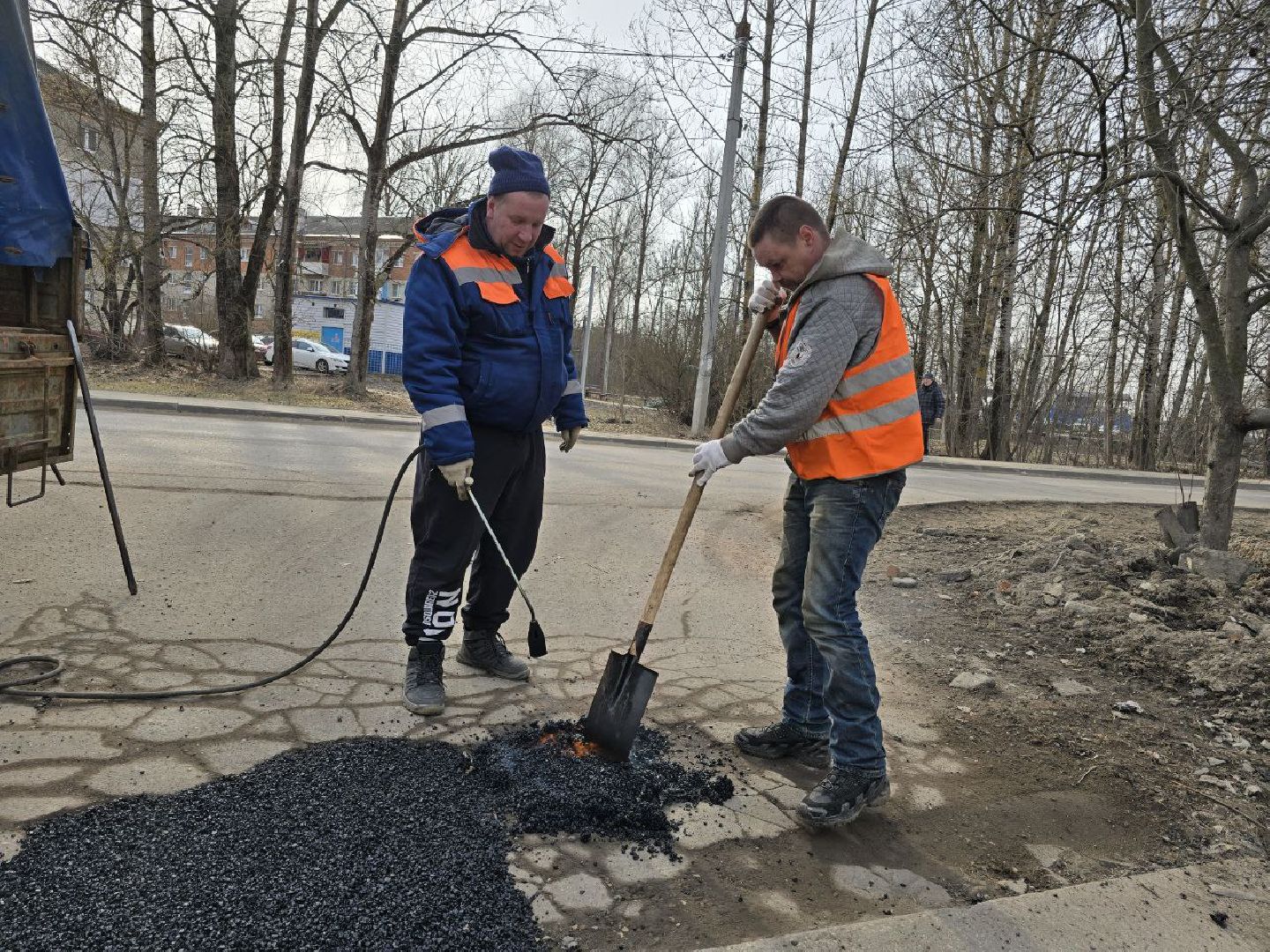 можайск, можайский городской округ, подмосковье, дороги, ямочный ремонт, ямы, ямы на дорогах, дефекты дорожного полотна,