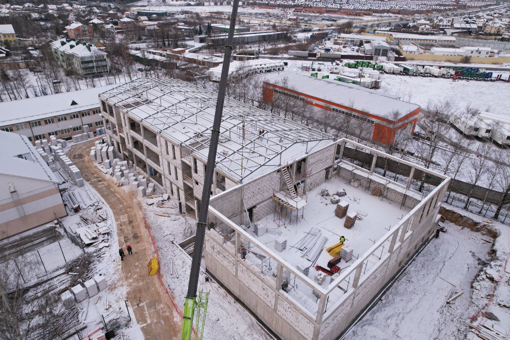 видео с коптера, покровская школа в истре, пристройка к школе в истре,