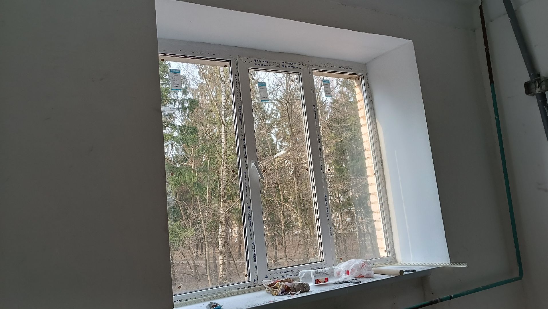 ремонт подъезда, чкаловский, покраска стен, замена окон,