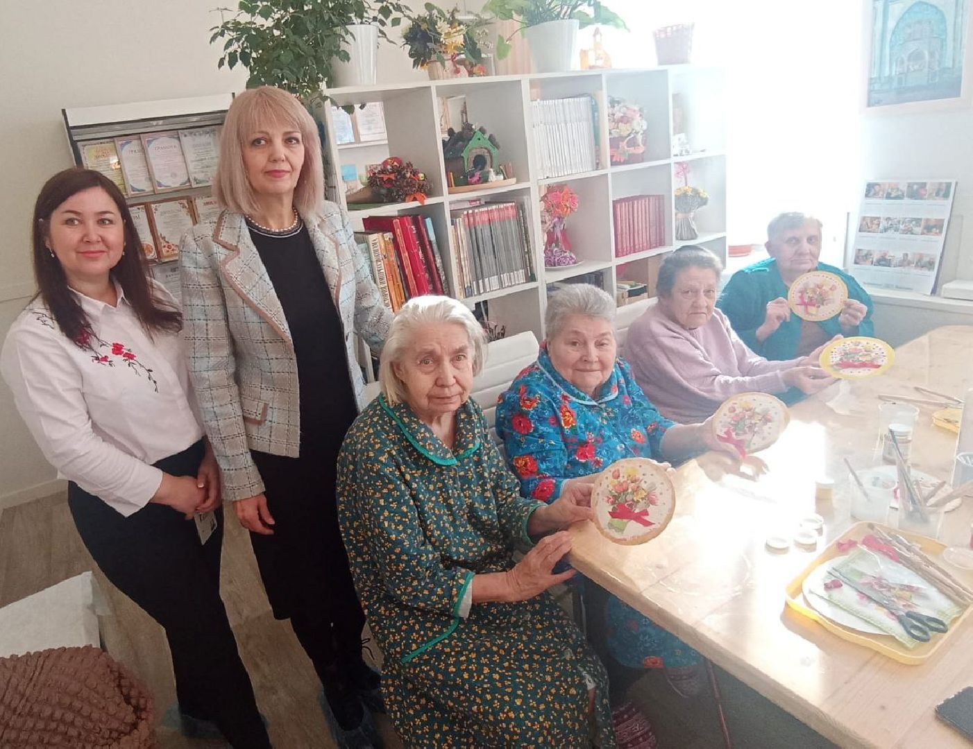 ивантеевка, пушкинский, мастер-класс, декупаж, пожилые люди, центр социального обслуживания, социальная адаптация,вертикалки,