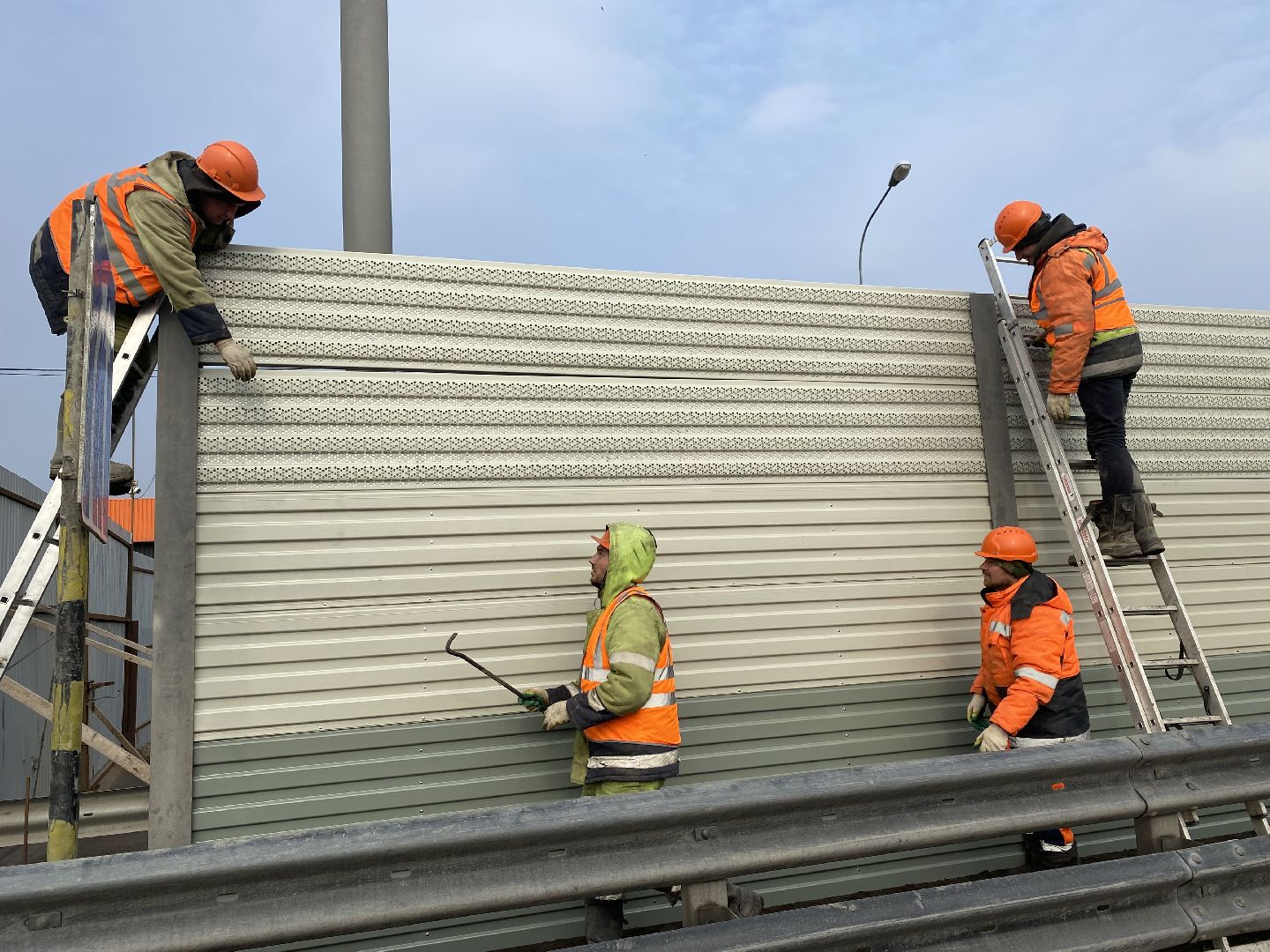 Ремонт Новой Риги, Шумовы экраны, Замена шумовых экранов,