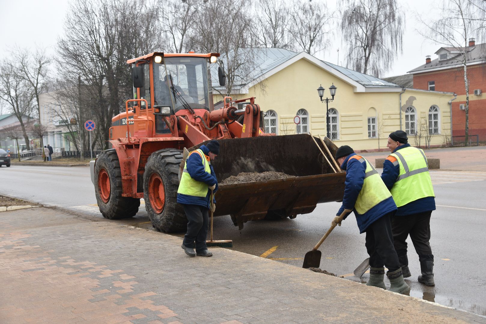 лотошино, мосавтодор, уборка улиц, уборка дорог,