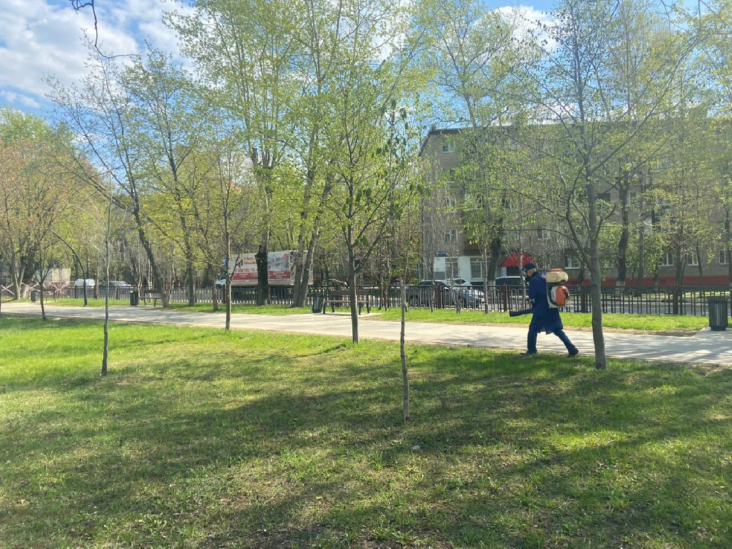 Реутов, обработка, парк, клещи, акарициды, прививка