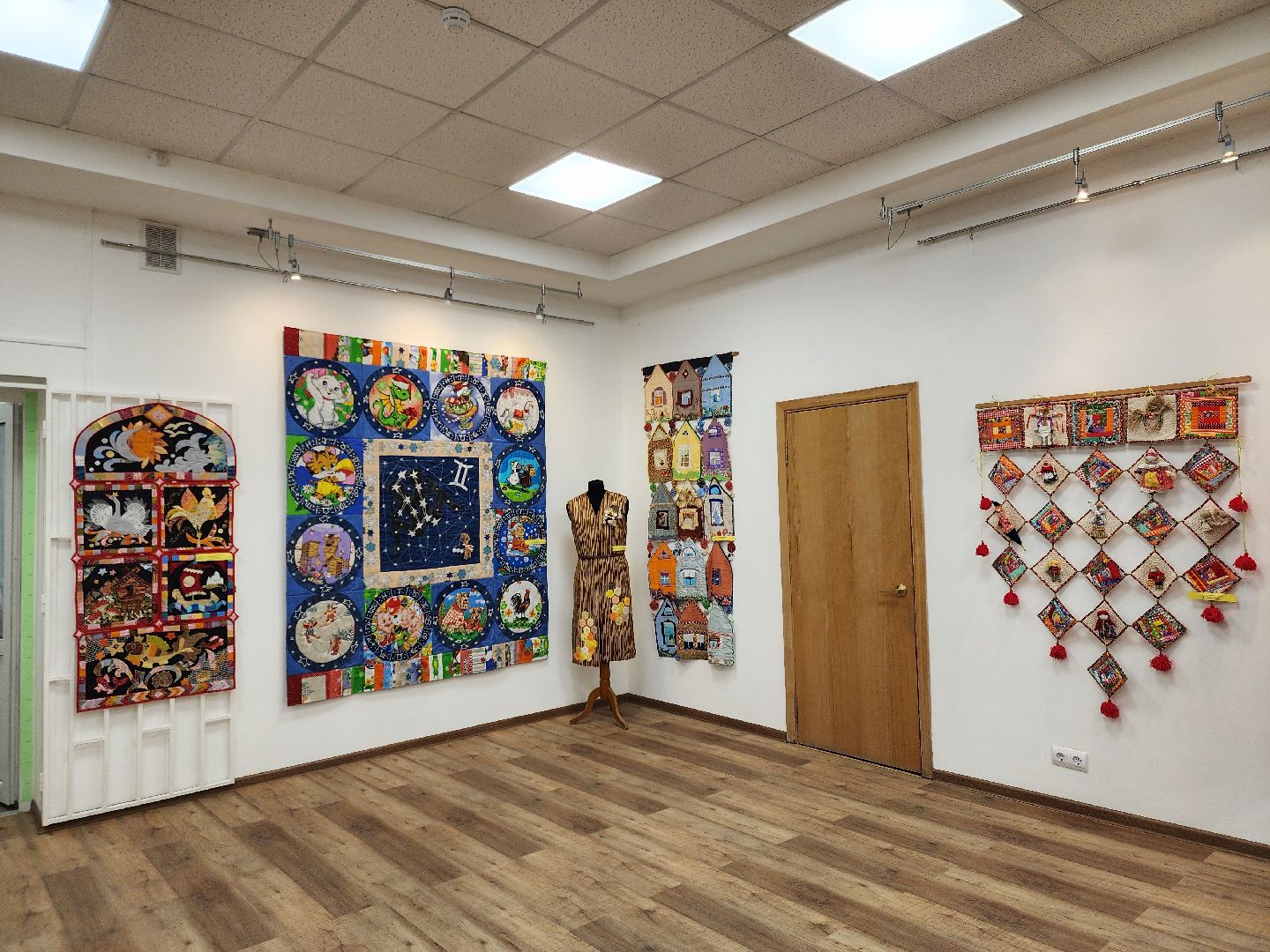 электросталь, жители, общество, выставка, творчество, культура,