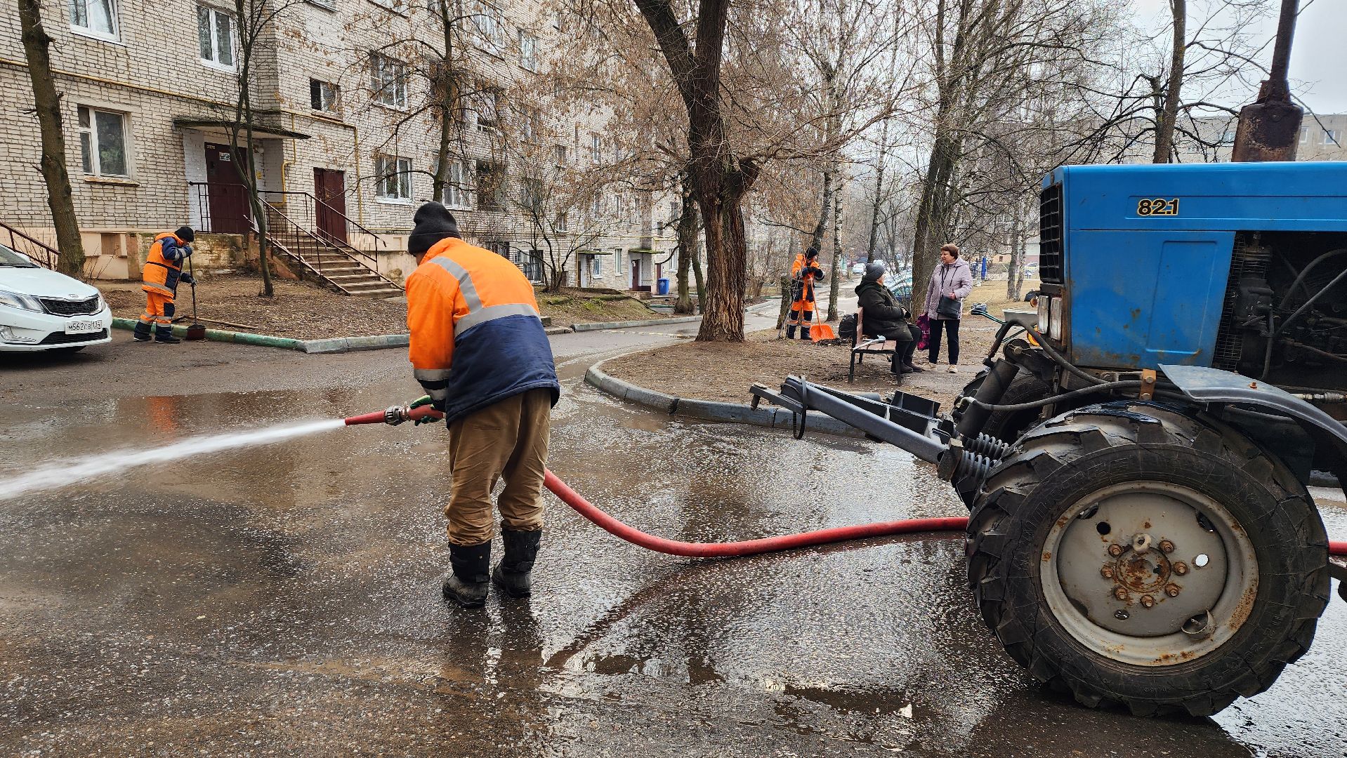 истра, благоустройство, уборка дворов после зимы,