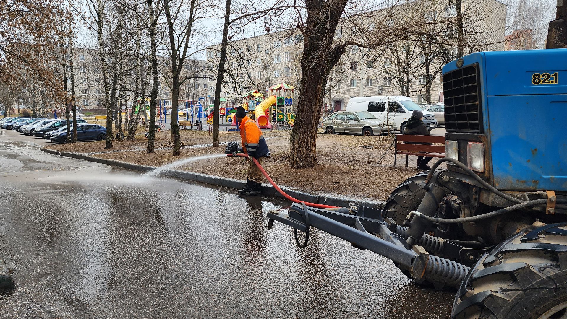 истра, благоустройство, уборка дворов после зимы,