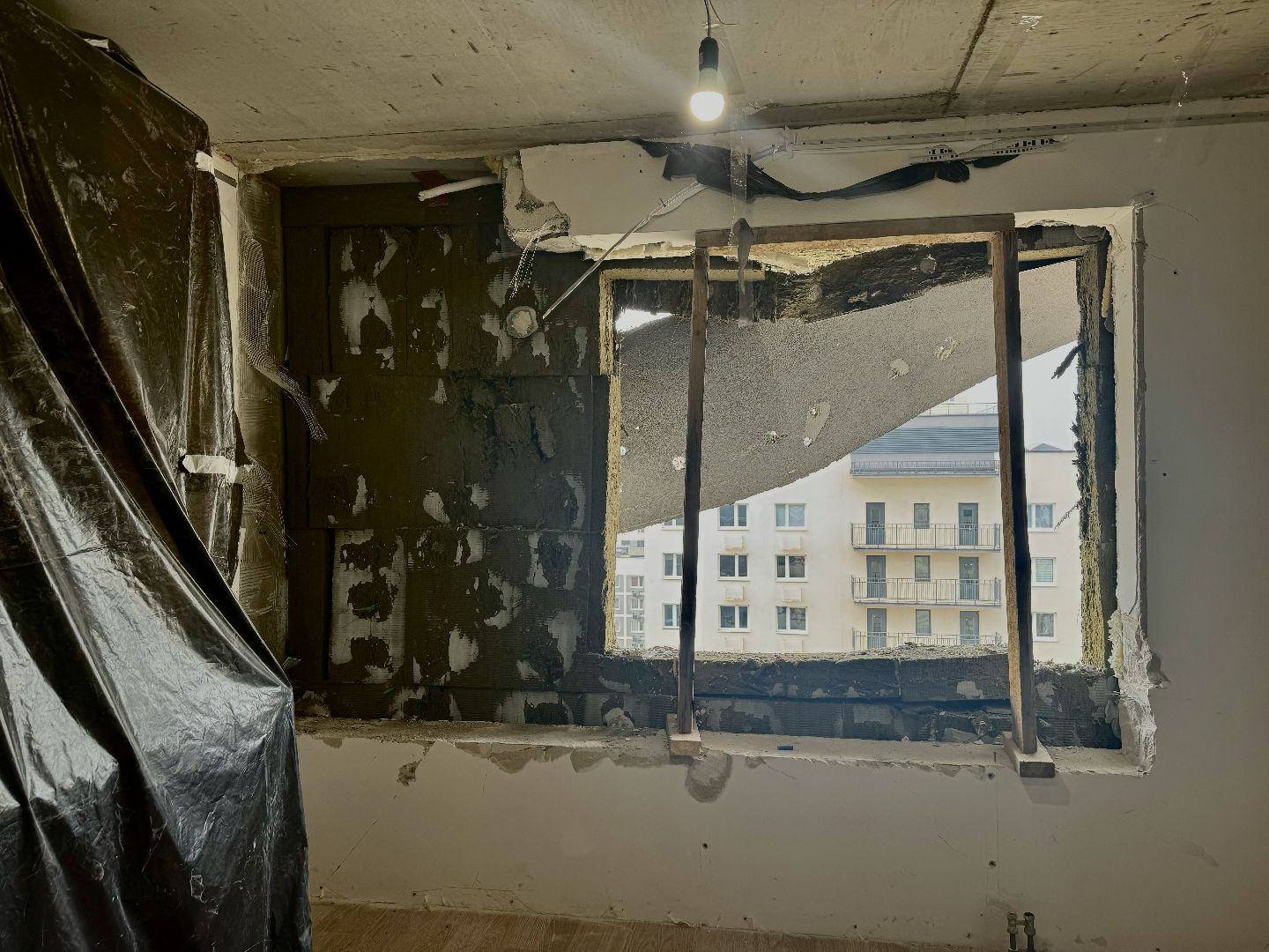 атака беспилотников, ленинский городской округ, поврежденные квартиры,