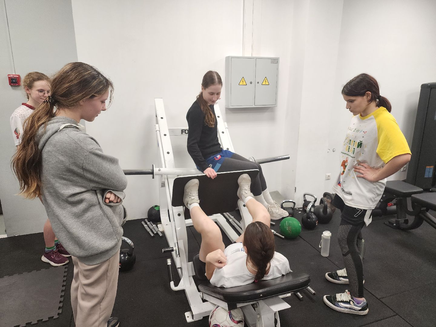 долгопрудный, регби, долгопрудненские соколы,ФОК Салют, свечка,