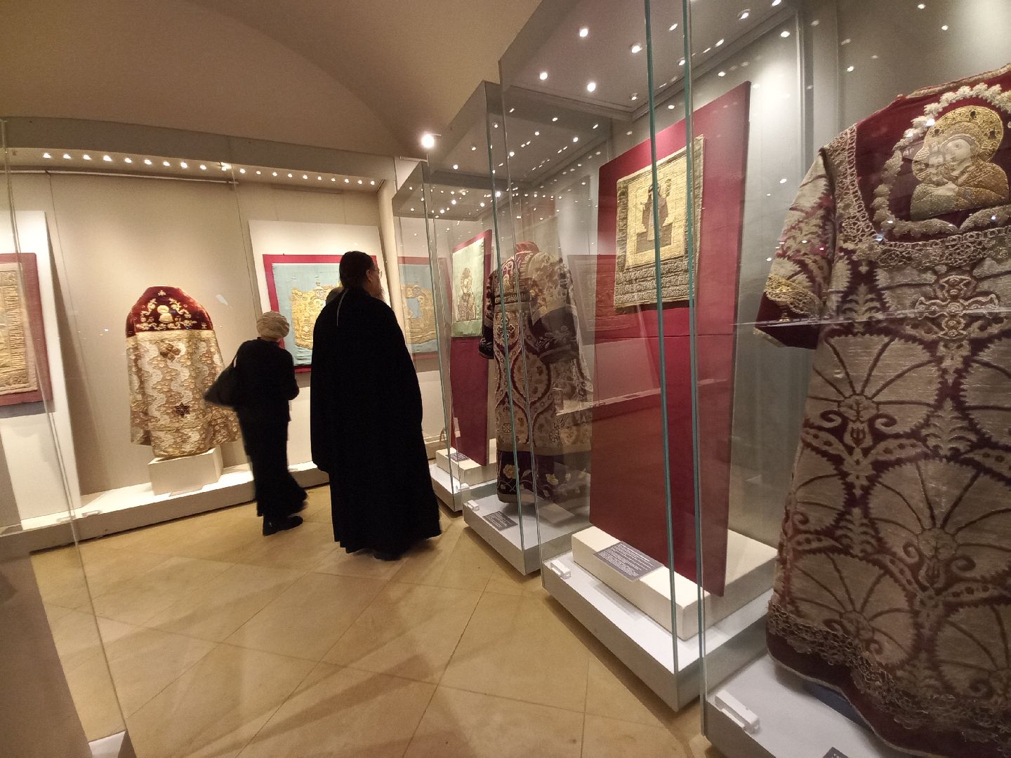 сергиев посад, лавра, сергиево-посадский музей-заповедник, Ризница, шитьё, Кирилло-белозерский музей-заповедник,