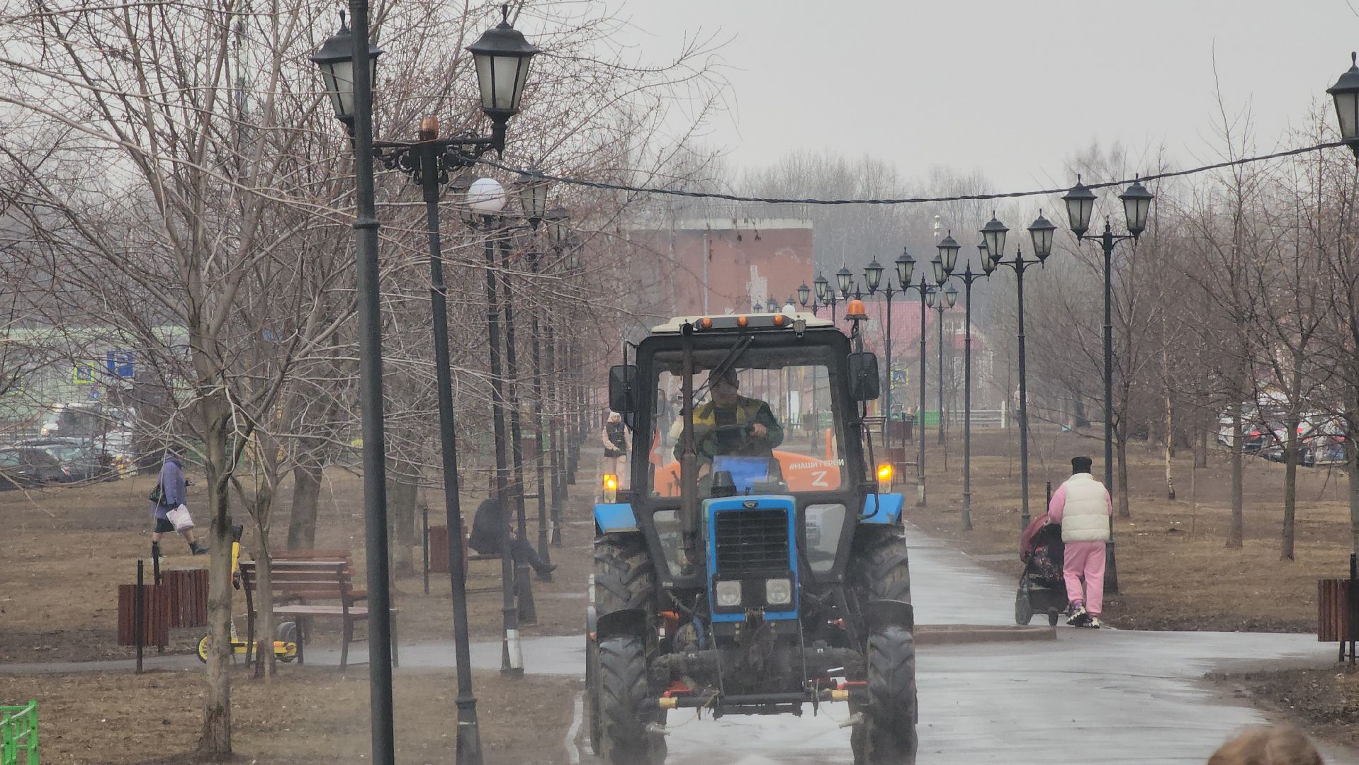 долгопрудный, мбу благоустройство, поливка улиц, тракторист, боец с сво,