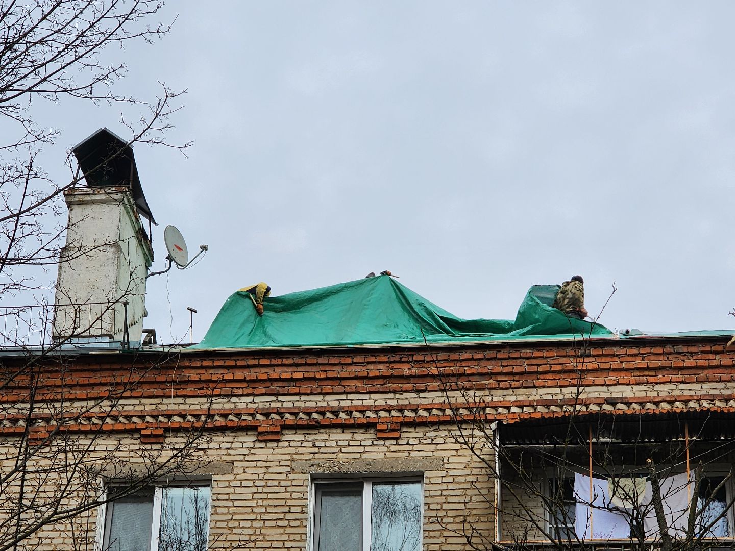 Чехов, улица Ильича 38, жилой дом, капитальный ремонт кровли, капремонт крыши, демонтажные работы, новый каркас, покрытие кровли, обновление,гидроизоляция, теплоизоляция, Фонд капремонта Московской области,