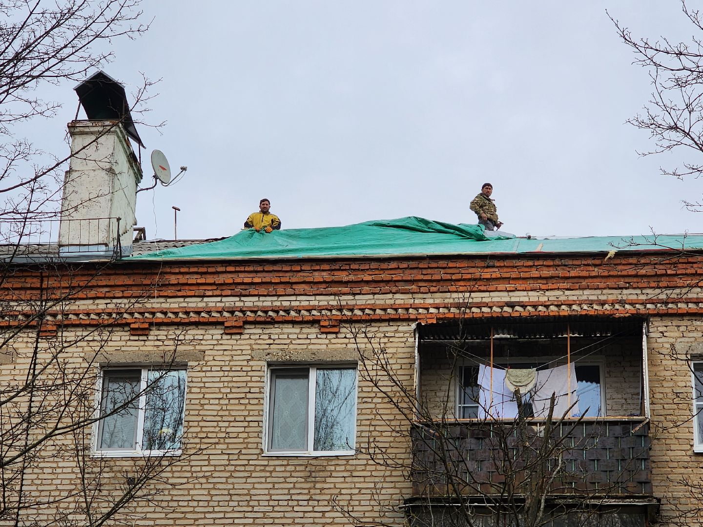 Чехов, улица Ильича 38, жилой дом, капитальный ремонт кровли, капремонт крыши, демонтажные работы, новый каркас, покрытие кровли, обновление,гидроизоляция, теплоизоляция, Фонд капремонта Московской области,