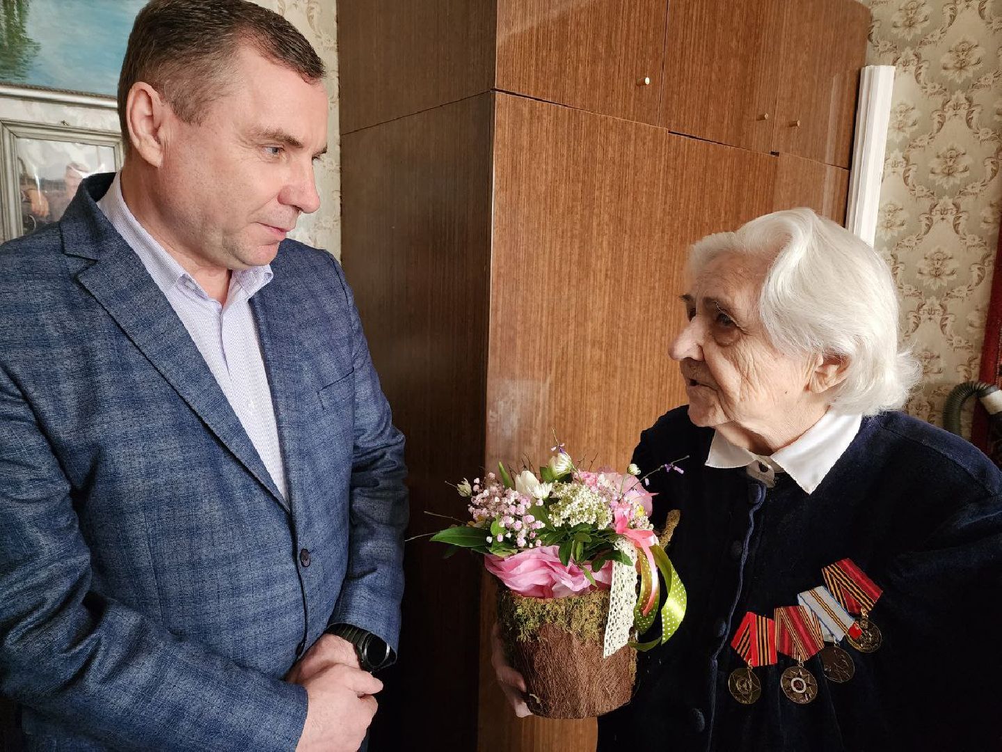 солнечногорск, ветеран, поздравление, медаль, праздник,