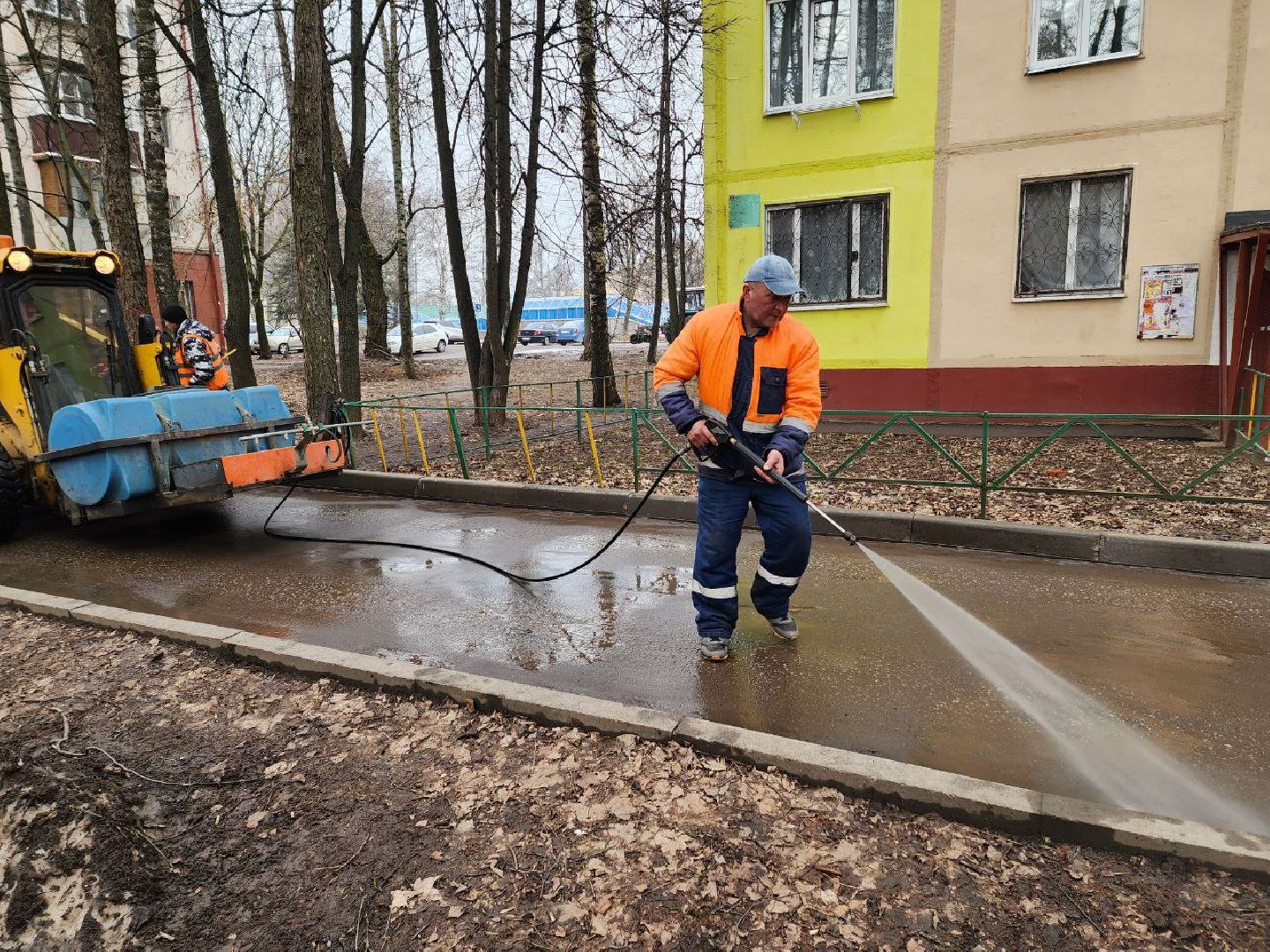 солнечногорск, уборка территорий, коммунальные службы, советская площадь, жители,