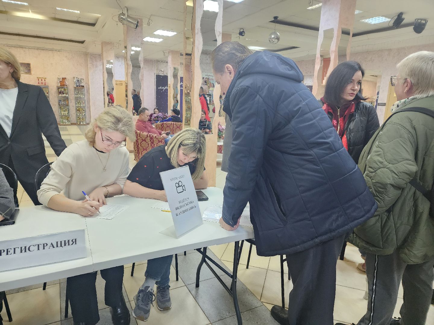 красноармейск, выездная администрация, власть и общество, ремонт подъезда, жкх,