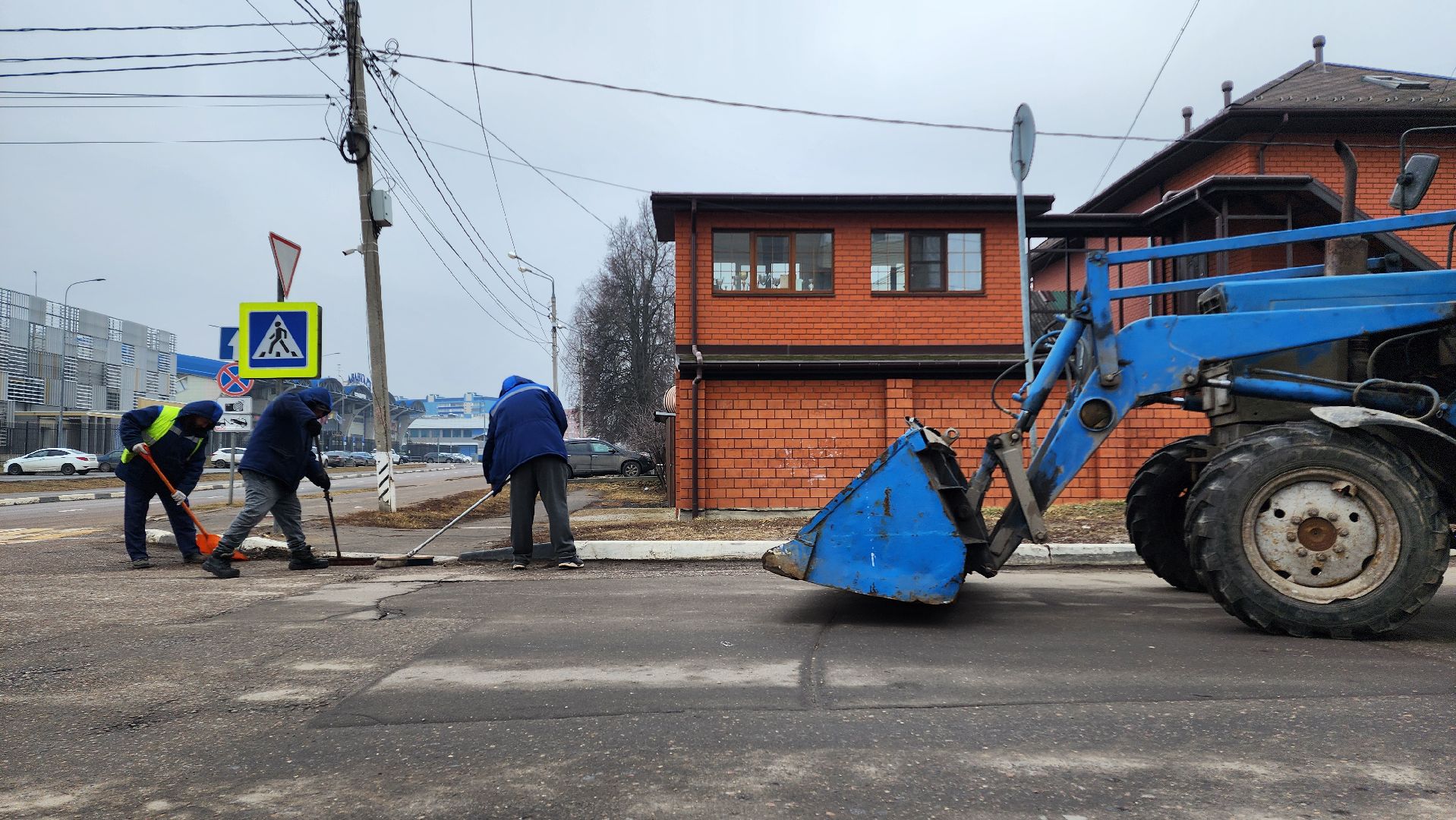 жкх, благоуйстройство, домодедово, подмосковье, субботник, весенняя уборка,