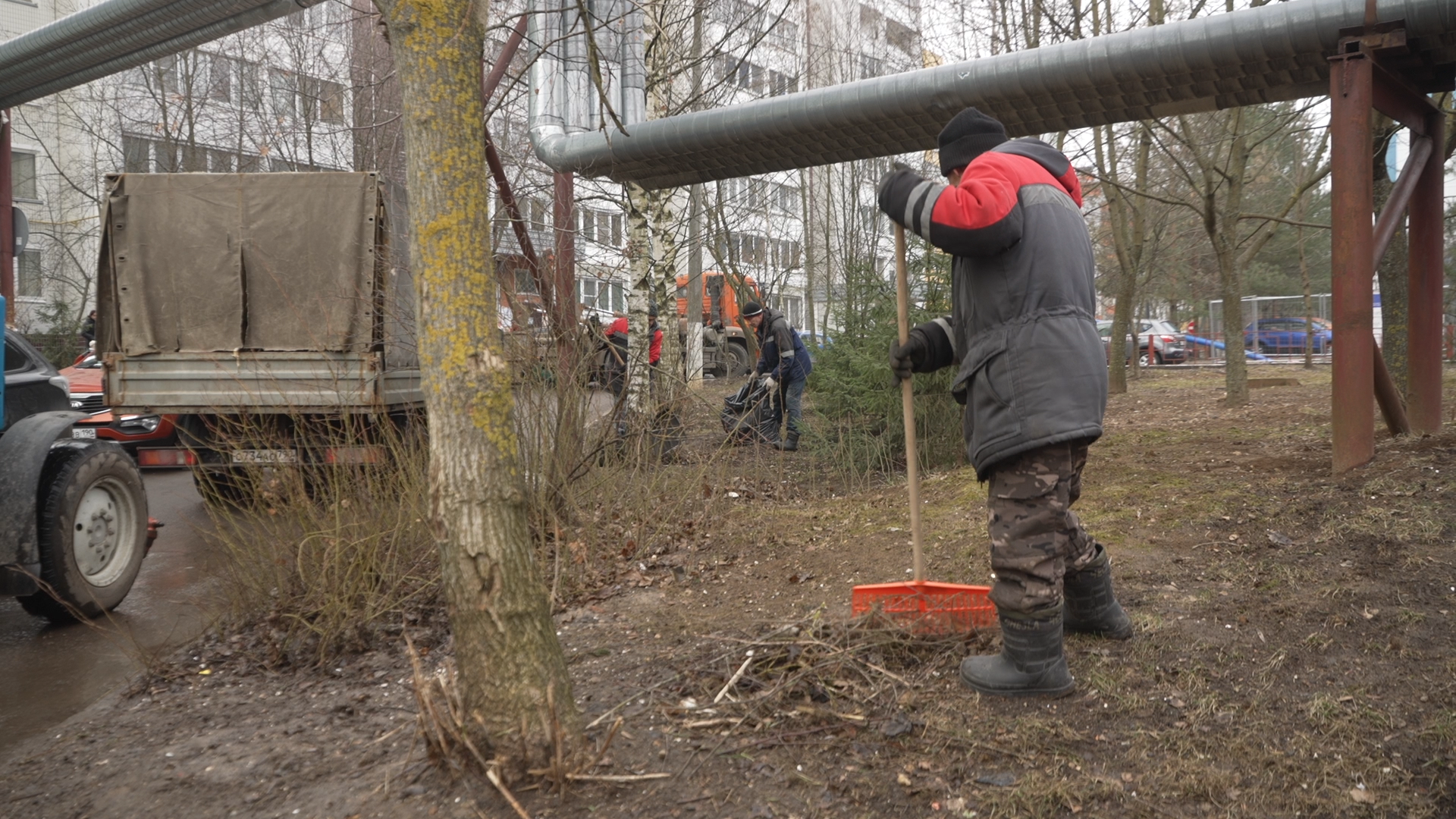 уборка дорог,Власиха уборка улиц, мкр заозерный власиха, Власиха Заозерная, весенняя уборка,