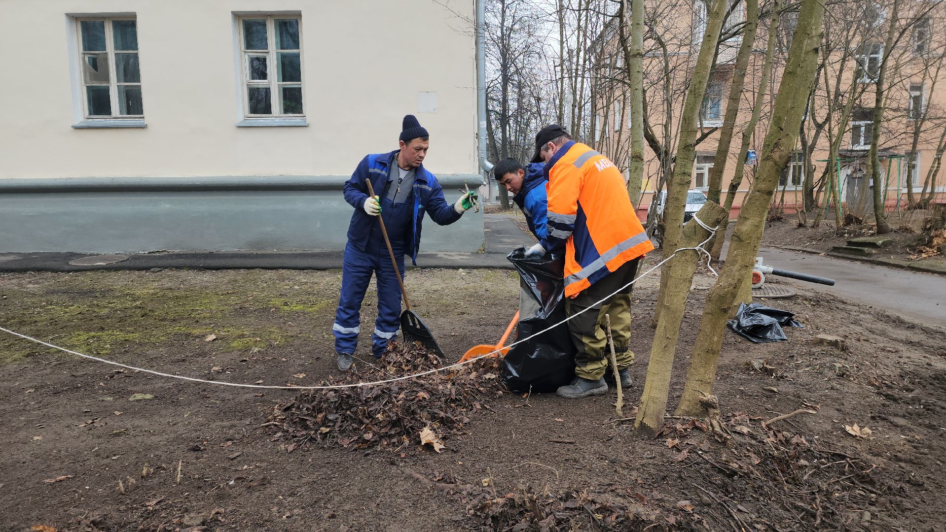 красноармейск, городской округ пушкинский, весенняя уборка, дворники,