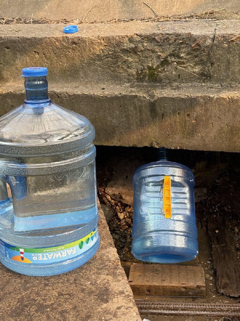 родник, павлино, чистая вода, грязная вода, люди,