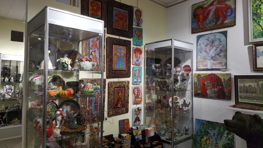 Коломна, общество