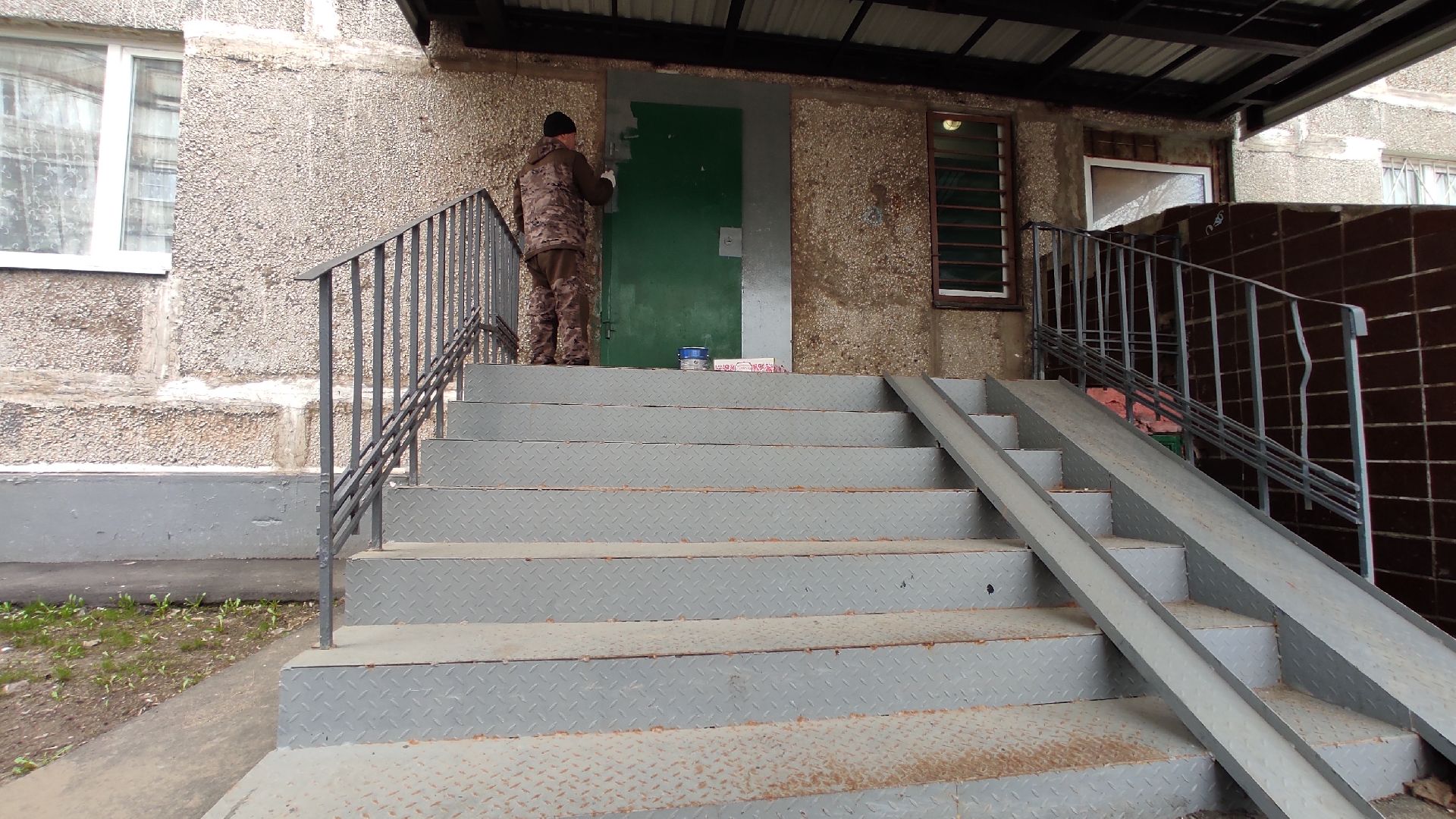 Лобня, ЖКХ, двери