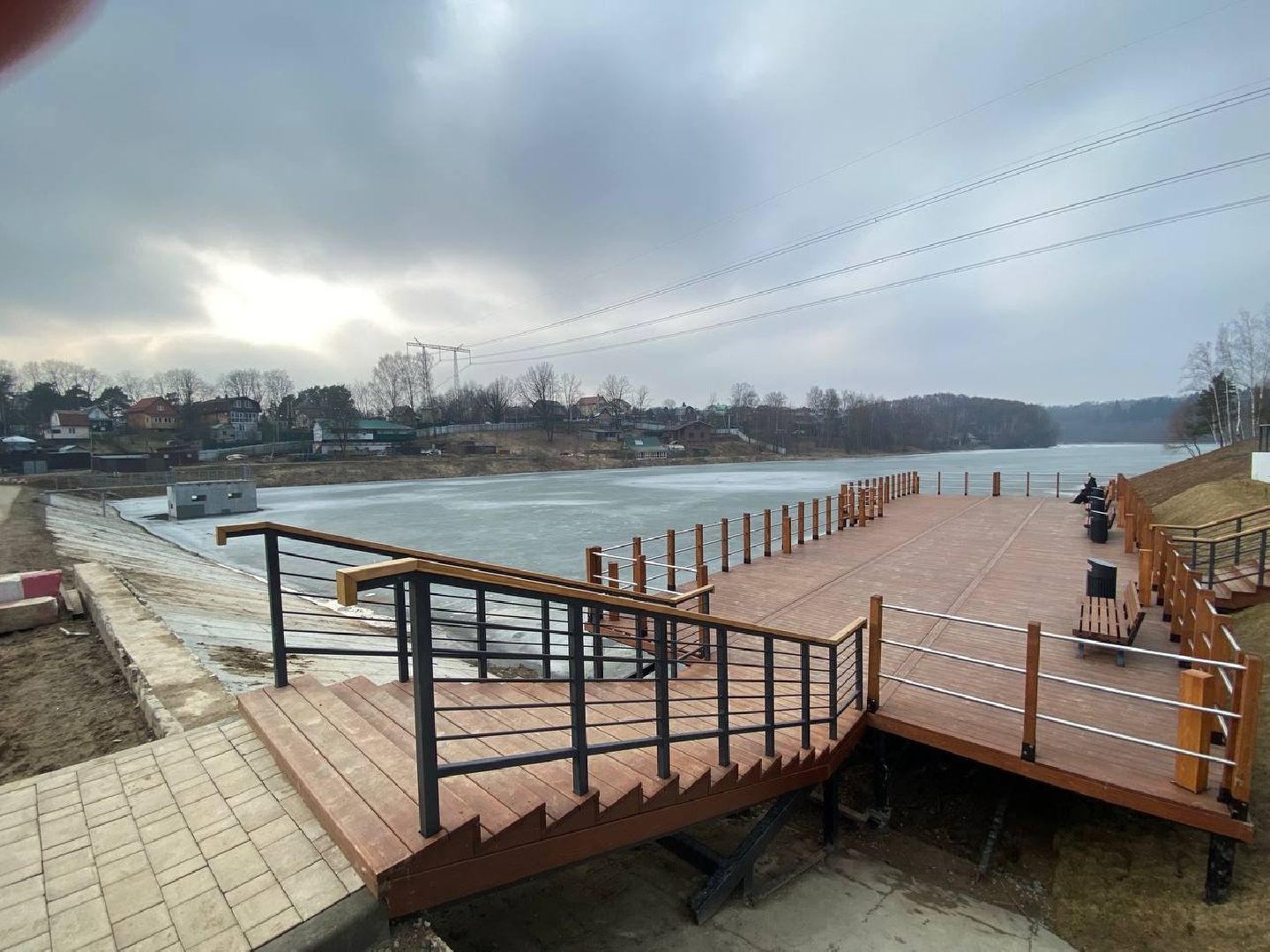 весенний паводок, плотины в Красногорске, плотина на реке Синичка, плотина на реке Банька, Гидроузлы, проверка гидроузлов,