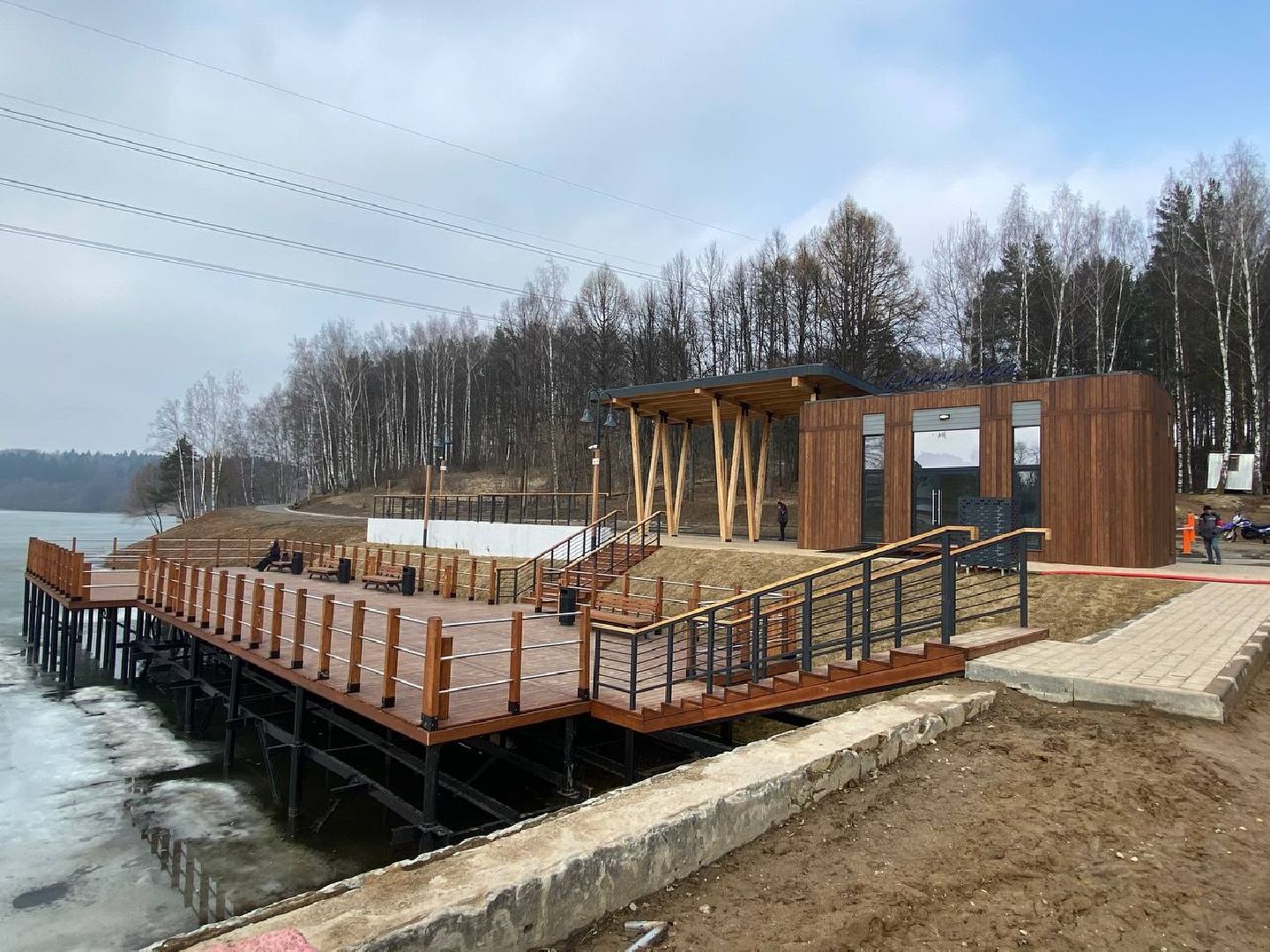 весенний паводок, плотины в Красногорске, плотина на реке Синичка, плотина на реке Банька, Гидроузлы, проверка гидроузлов,