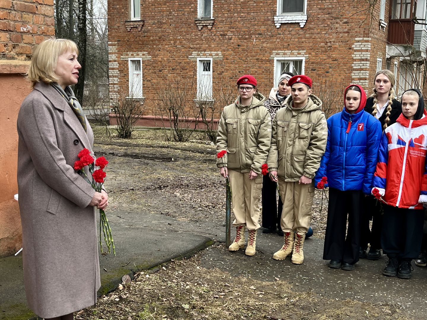 наро-фоминск, мемориальная доска,почетный гражданин Наро-Фоминска, память, учитель, наро-фоминский городской округ, Светлана Малыхина,