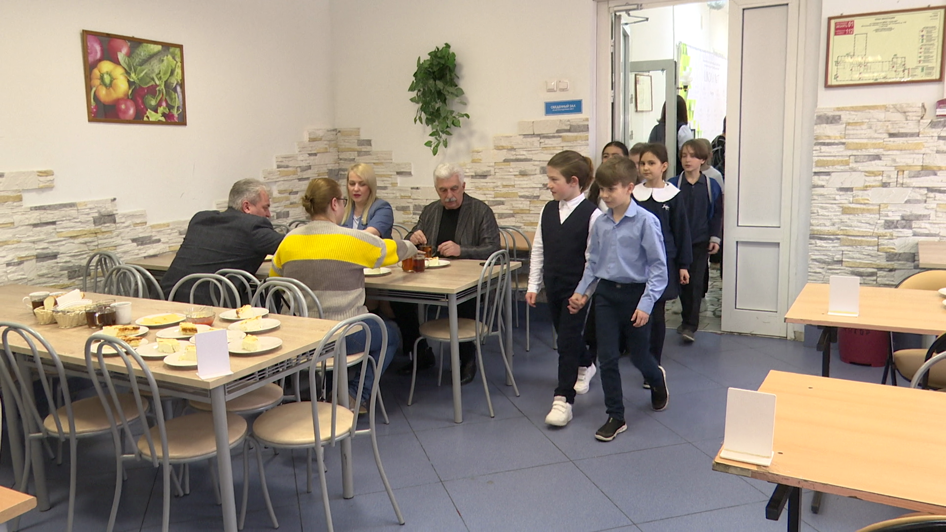 реутов, образование, питание в школе, меню, еда,