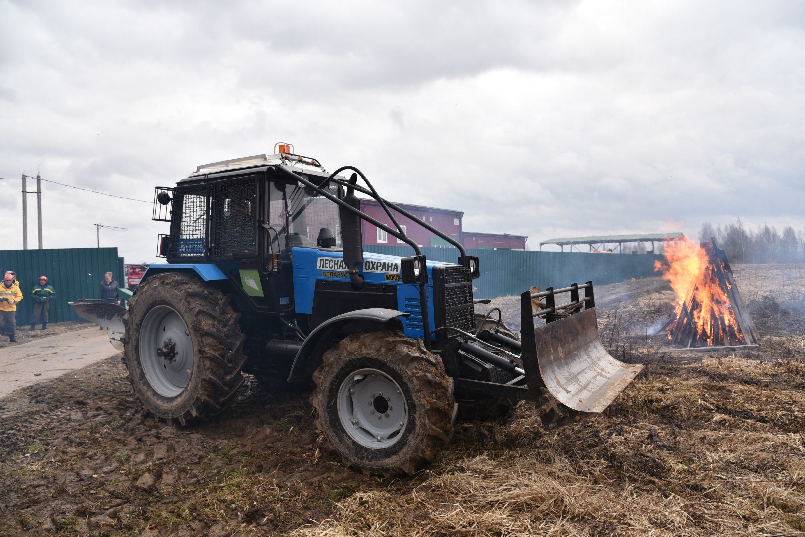 лотошино, тушение пожаров, учения, мособлпожспас, мособллес, центрлесхоз,