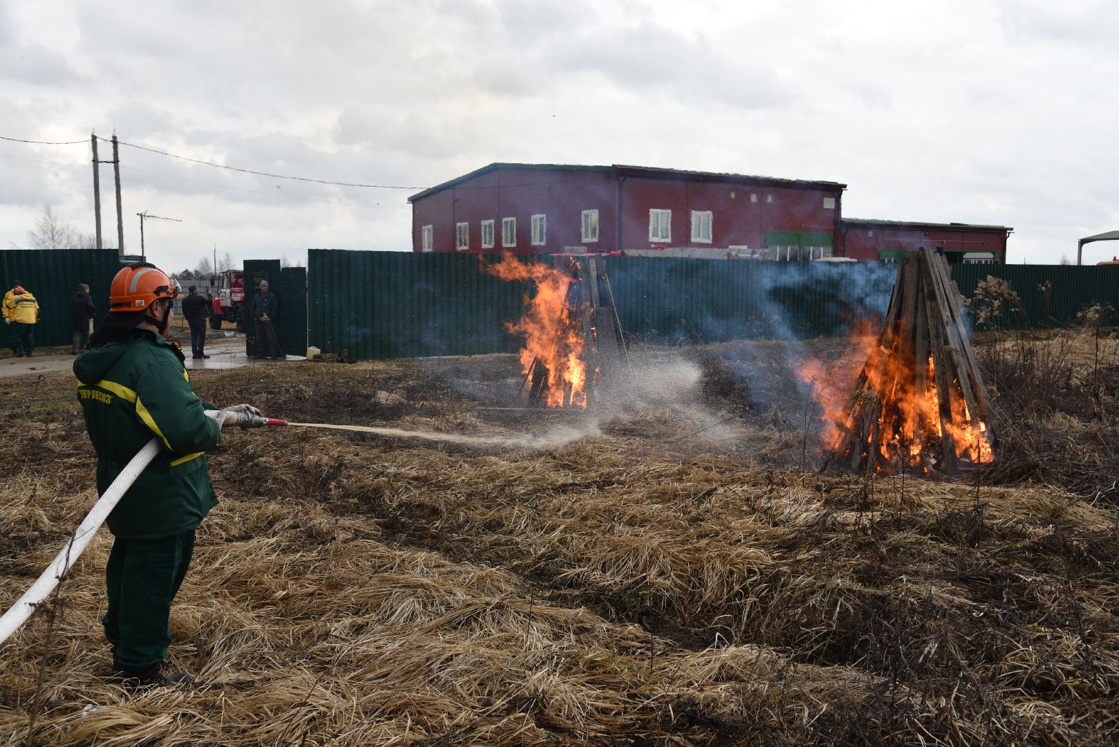 лотошино, тушение пожаров, учения, мособлпожспас, мособллес, центрлесхоз,